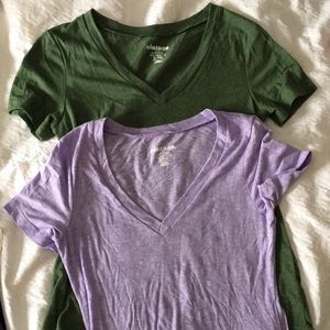 Lot of 2 Old Navy V-neck Vintage Tees, sz XS